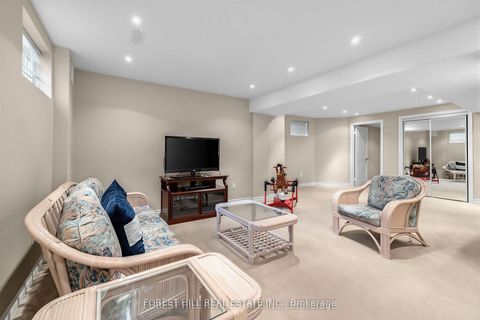 Photo 42 at 17 Lady Lynn Crescent, Doncrest, Richmond Hill