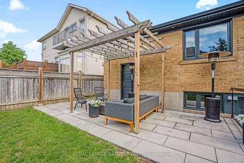 Photo 31 at 272 Searle Avenue, Bathurst Manor, Toronto