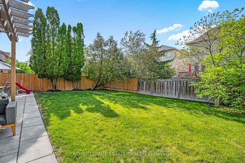 Photo 33 at 272 Searle Avenue, Bathurst Manor, Toronto