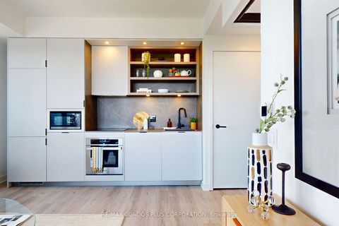 Photo 4 at 3812 - 55 Charles Street E, Yonge Corridor, Toronto