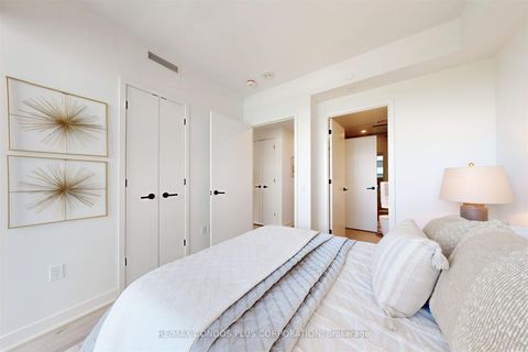 Photo 9 at 3812 - 55 Charles Street E, Yonge Corridor, Toronto