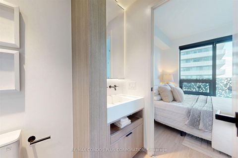 Photo 14 at 3812 - 55 Charles Street E, Yonge Corridor, Toronto
