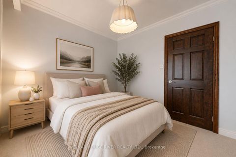 Photo 21 at 2 Faversham Crescent, West Deane, Toronto