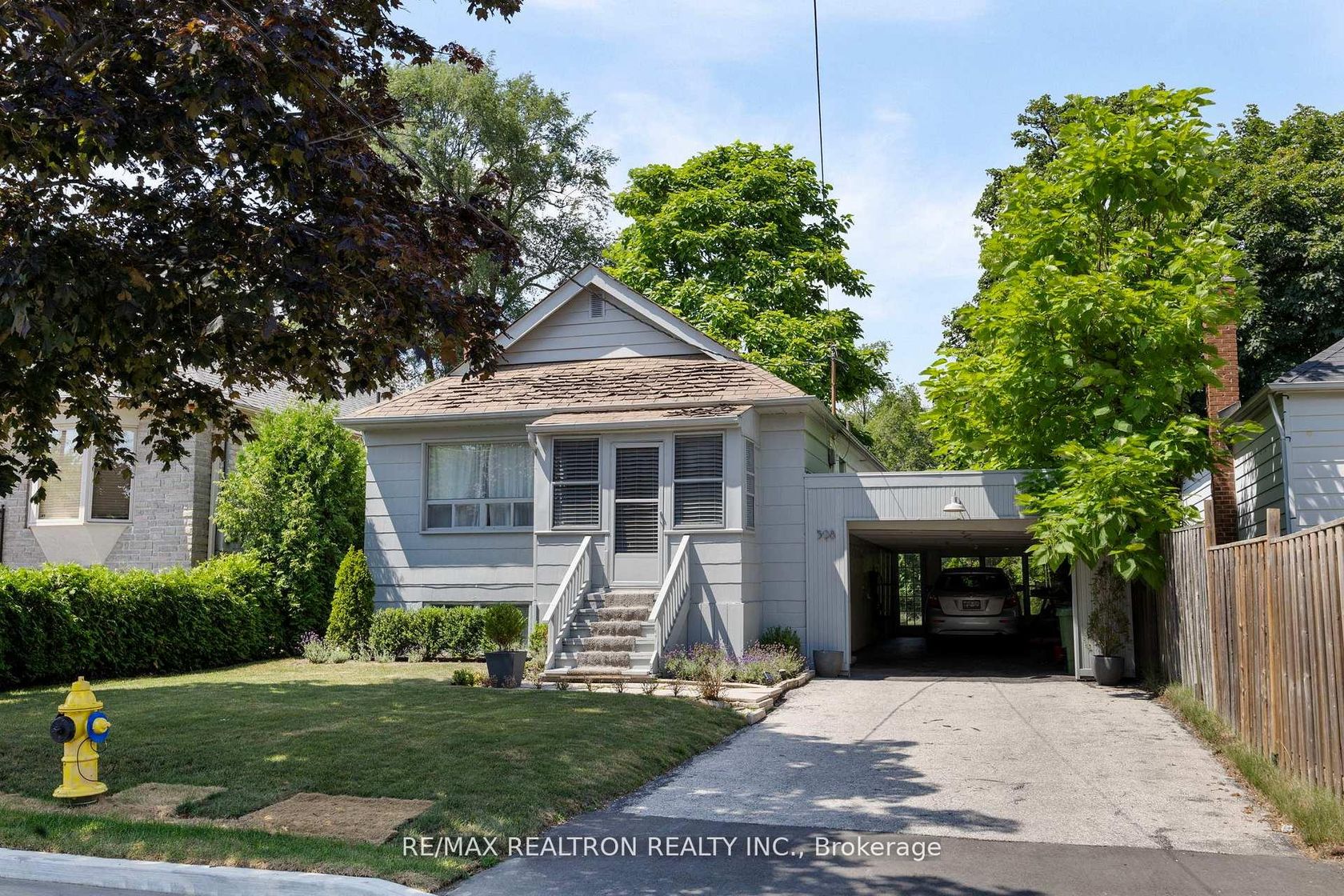 598 Coldstream Avenue, Lawrence, Toronto 