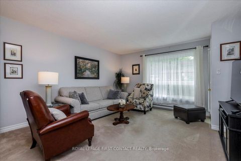Photo 10 at 102 - 131 Clapperton Street, Wellington, Barrie