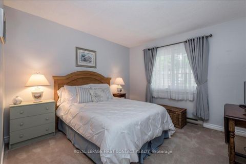 Photo 18 at 102 - 131 Clapperton Street, Wellington, Barrie