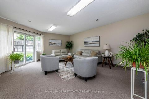 Photo 22 at 102 - 131 Clapperton Street, Wellington, Barrie