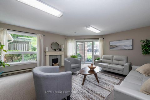 Photo 23 at 102 - 131 Clapperton Street, Wellington, Barrie