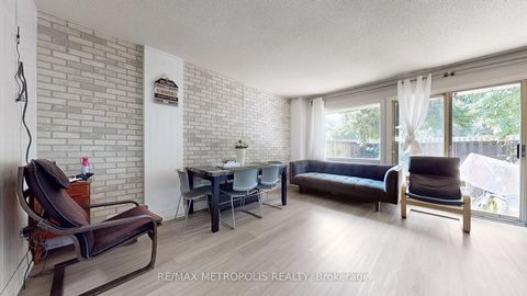Photo 4 at 18 - 11 Livonia Place, Morningside, Toronto
