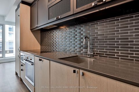 Photo 6 at 422 - 783 Bathurst Street, University, Toronto
