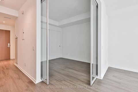 Photo 11 at 422 - 783 Bathurst Street, University, Toronto