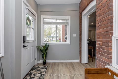 Photo 12 at 48 Alfred Street, City Centre, Barrie
