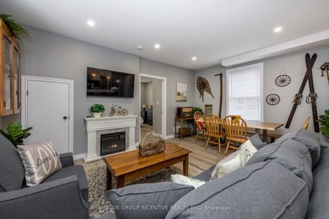 Photo 15 at 48 Alfred Street, City Centre, Barrie
