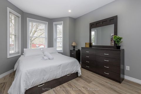 Photo 18 at 48 Alfred Street, City Centre, Barrie
