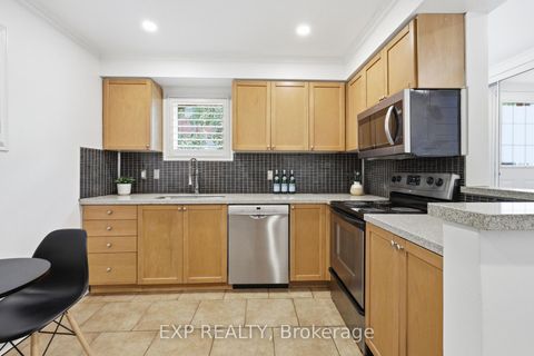 Photo 4 at 29 - 31 Foundry Avenue, Junction, Toronto