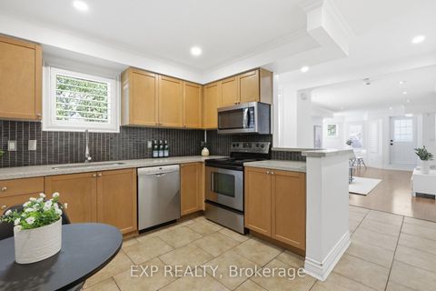 Photo 5 at 29 - 31 Foundry Avenue, Junction, Toronto
