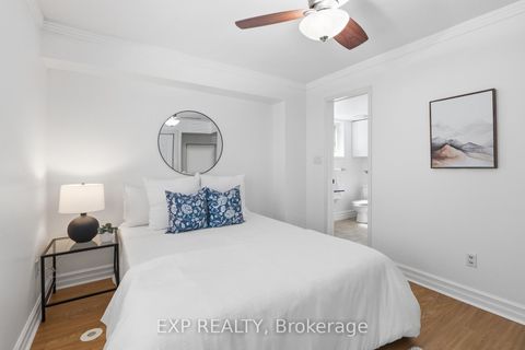 Photo 10 at 29 - 31 Foundry Avenue, Junction, Toronto