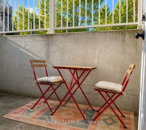 Photo 18 at 29 - 31 Foundry Avenue, Junction, Toronto