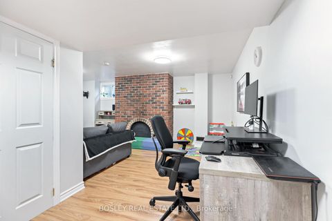 Photo 20 at 6 Markburn Court, West Deane, Toronto