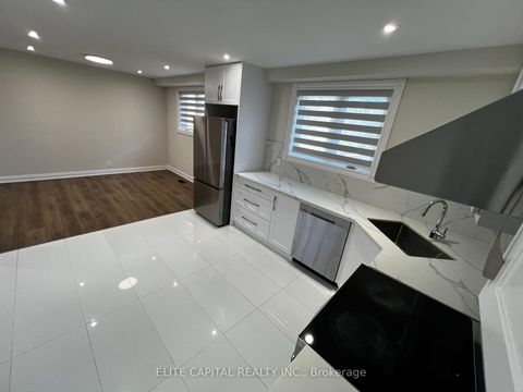 Photo 4 at 47 Glentworth Road, Don Valley Village, Toronto