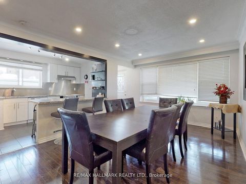 Photo 19 at 16 Dunboyne Court, Branson, Toronto