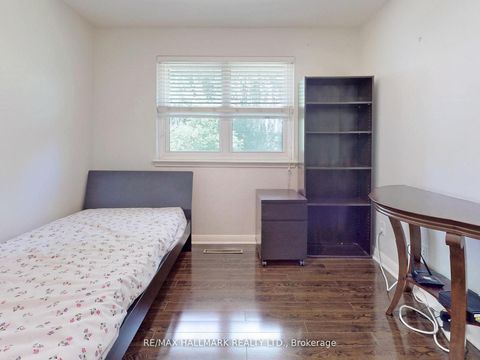 Photo 34 at 16 Dunboyne Court, Branson, Toronto