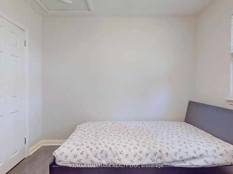 Photo 36 at 16 Dunboyne Court, Branson, Toronto