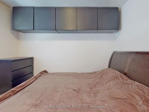 Photo 40 at 16 Dunboyne Court, Branson, Toronto