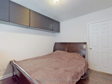 Photo 41 at 16 Dunboyne Court, Branson, Toronto