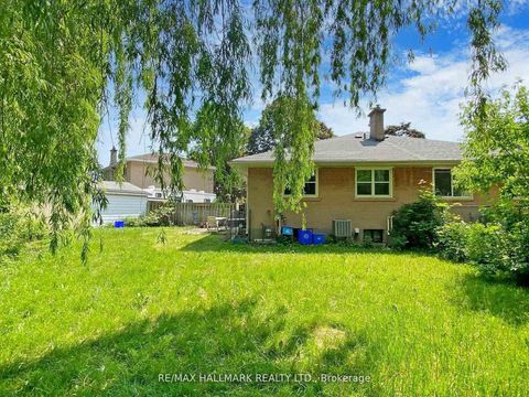 Photo 45 at 16 Dunboyne Court, Branson, Toronto