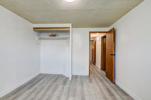 Photo 20 at 69 Castlebury Crescent, Steeles, Toronto