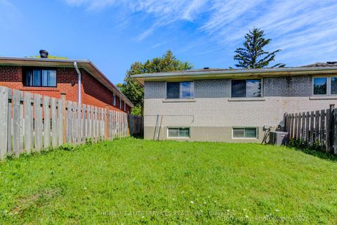 Photo 25 at 69 Castlebury Crescent, Steeles, Toronto