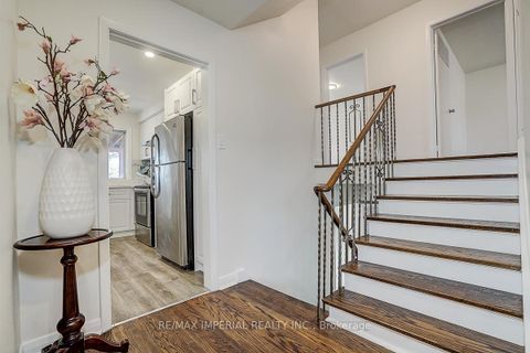Photo 22 at 8 Fargo Avenue, Newtonbrook West, Toronto