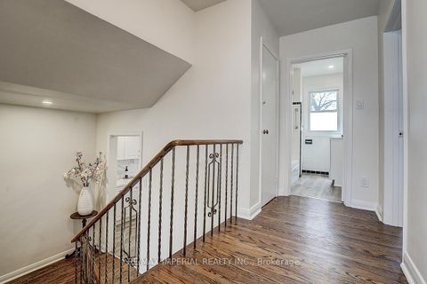 Photo 23 at 8 Fargo Avenue, Newtonbrook West, Toronto