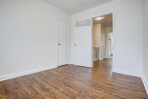 Photo 28 at 8 Fargo Avenue, Newtonbrook West, Toronto