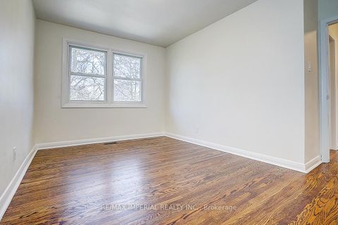 Photo 30 at 8 Fargo Avenue, Newtonbrook West, Toronto