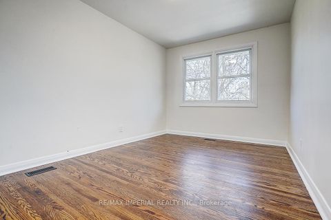 Photo 32 at 8 Fargo Avenue, Newtonbrook West, Toronto