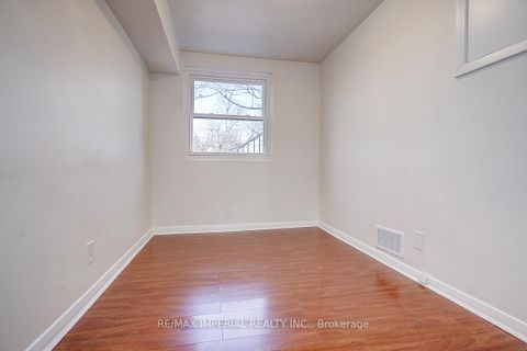 Photo 38 at 8 Fargo Avenue, Newtonbrook West, Toronto