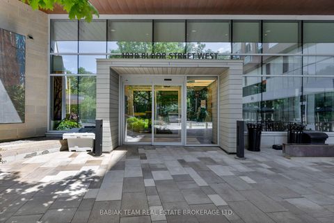 Photo 2 at 532 - 1830 Bloor Street W, High Park North, Toronto