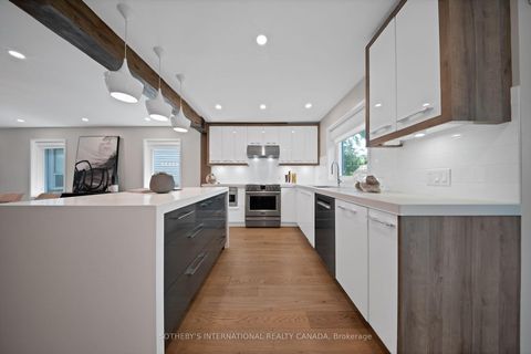 Photo 15 at 32 Eaton Avenue, Danforth, Toronto
