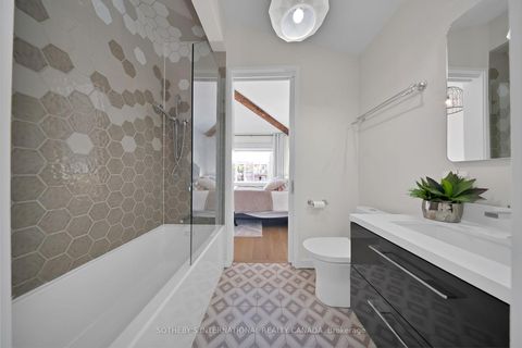 Photo 32 at 32 Eaton Avenue, Danforth, Toronto