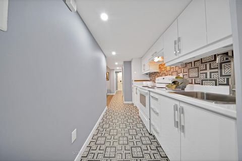 Photo 38 at 32 Eaton Avenue, Danforth, Toronto