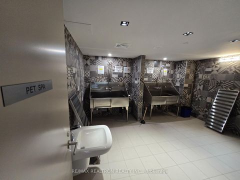 Photo 12 at 2120 - 50 Dunfield Avenue, Mount Pleasant West, Toronto