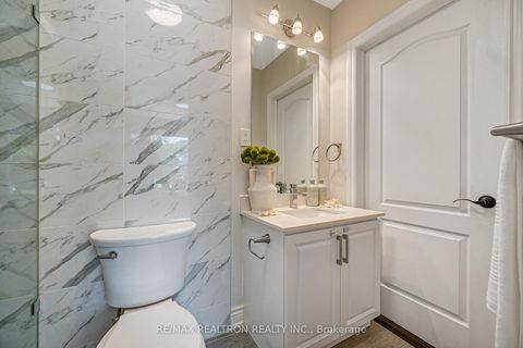 Photo 24 at 104 Waterloo Avenue, Bathurst Manor, Toronto