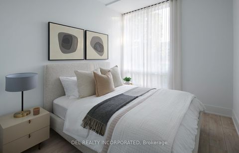 Photo 13 at 105 - 115 Denison Avenue, Chinatown, Toronto