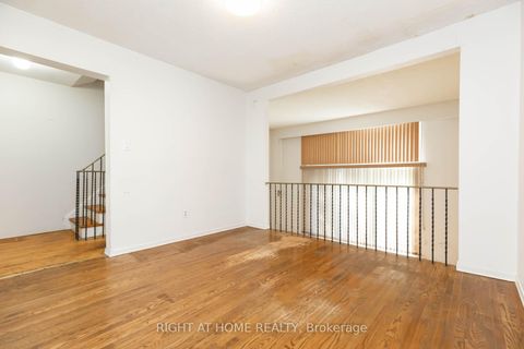 Photo 9 at 42 Vicora Linkway, Flemingdon Park, Toronto