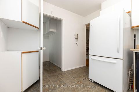 Photo 15 at 42 Vicora Linkway, Flemingdon Park, Toronto