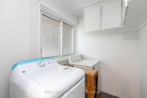 Photo 16 at 42 Vicora Linkway, Flemingdon Park, Toronto