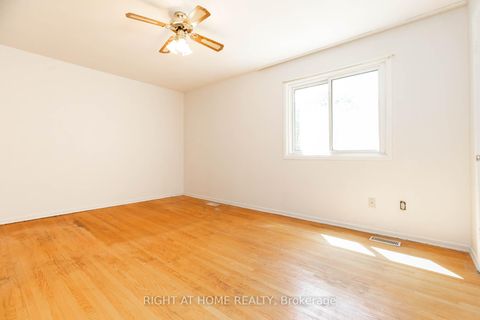 Photo 24 at 42 Vicora Linkway, Flemingdon Park, Toronto