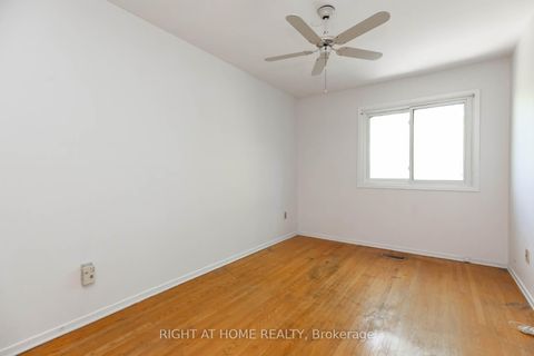 Photo 28 at 42 Vicora Linkway, Flemingdon Park, Toronto